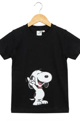 Peanuts cartoon T-shirt for kids